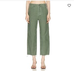 MOTHER The Patch Pocket Private High Rise Cropped Wide Leg Jeans in Roger That